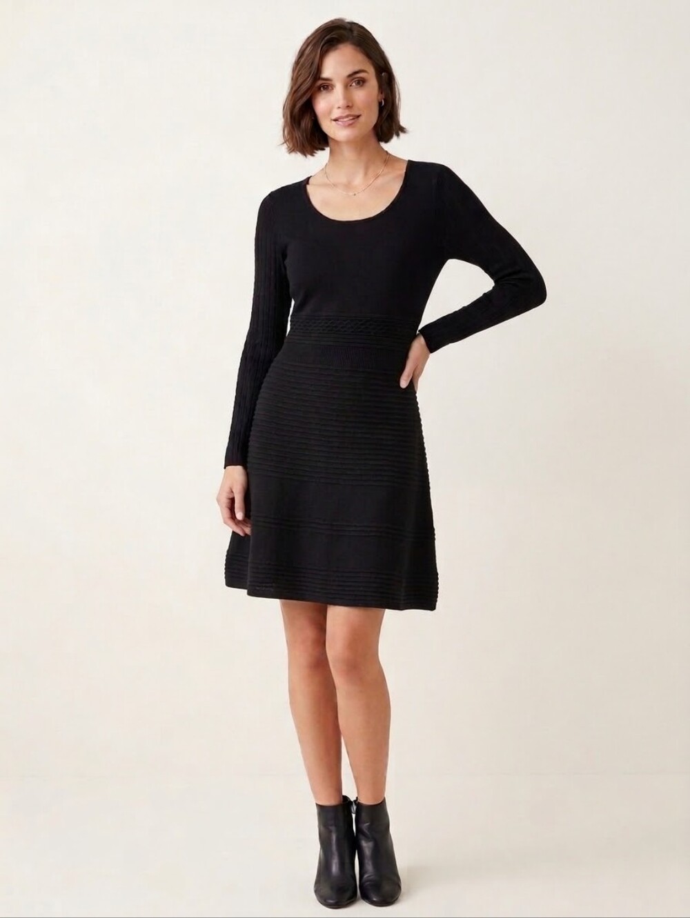 Simply Vera - Vera Wang Knit Sweater Dress - Size Medium - EUC